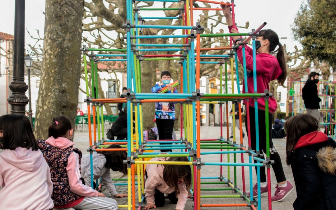 Working with THREE-DIMENSIONAL ELEMENTS